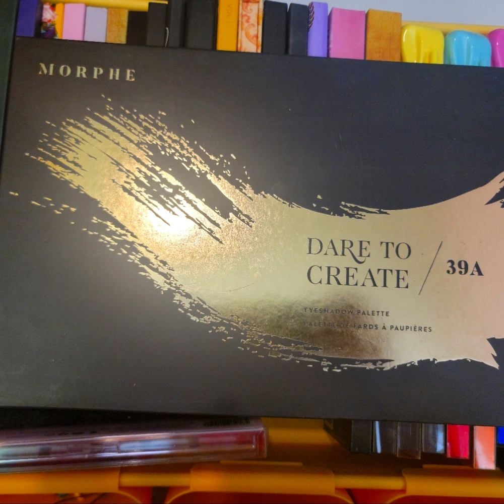 MORPHE 39A DARE TO CREATE ARTISTRY PALETTE